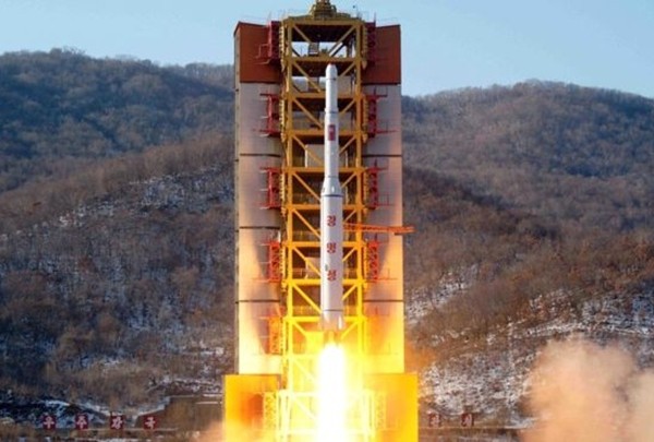 Tên lửa Triều Tiên nổ tung trong ngày sinh nhật Kim Nhật Thành