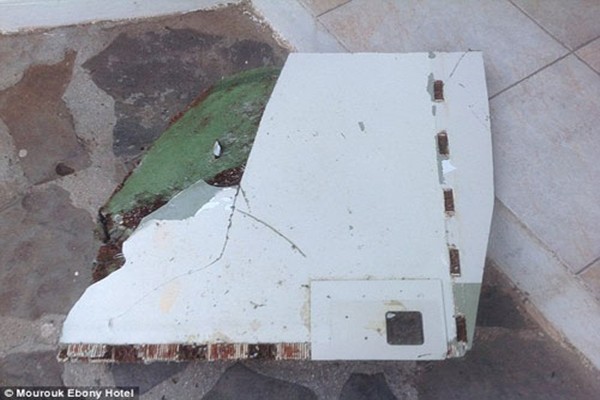 Mảnh vỡ 'đặc biệt' nghi của MH370 tìm thấy ở đảo Mauritius 