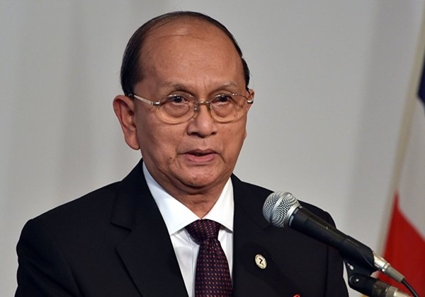 Cựu Tổng thống Thein Sein xuống tóc đi tu