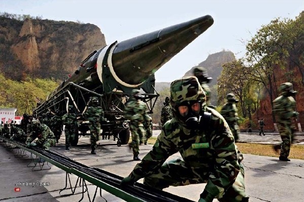 Đường sắt và chiến lược quân sự 'tốc chiến' của Trung Quốc