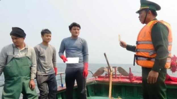 BĐBP đuổi 6 tàu cá TQ đánh bắt sâu trong vùng biển Việt Nam