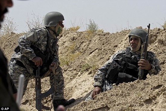 Chiến binh IS bị cắt lưỡi vì chạy khỏi trận địa