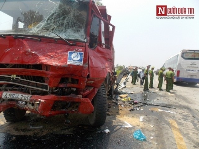 Quảng Ngãi: Danh tính 4 người chết trong vụ tai nạn thảm khốc