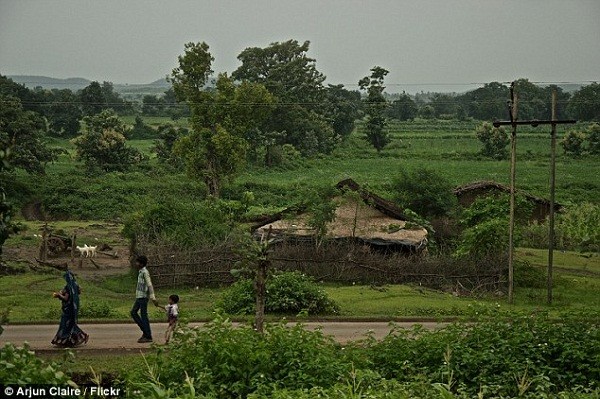 Rùng rợn ngôi làng mỗi ngày đều có người tự tử ở Ấn Độ