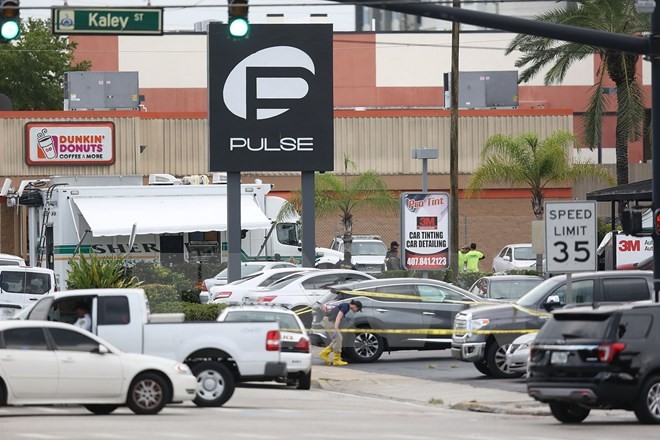 Chủ tịch nước gửi điện chia buồn vụ xả súng đẫm máu tại Orlando