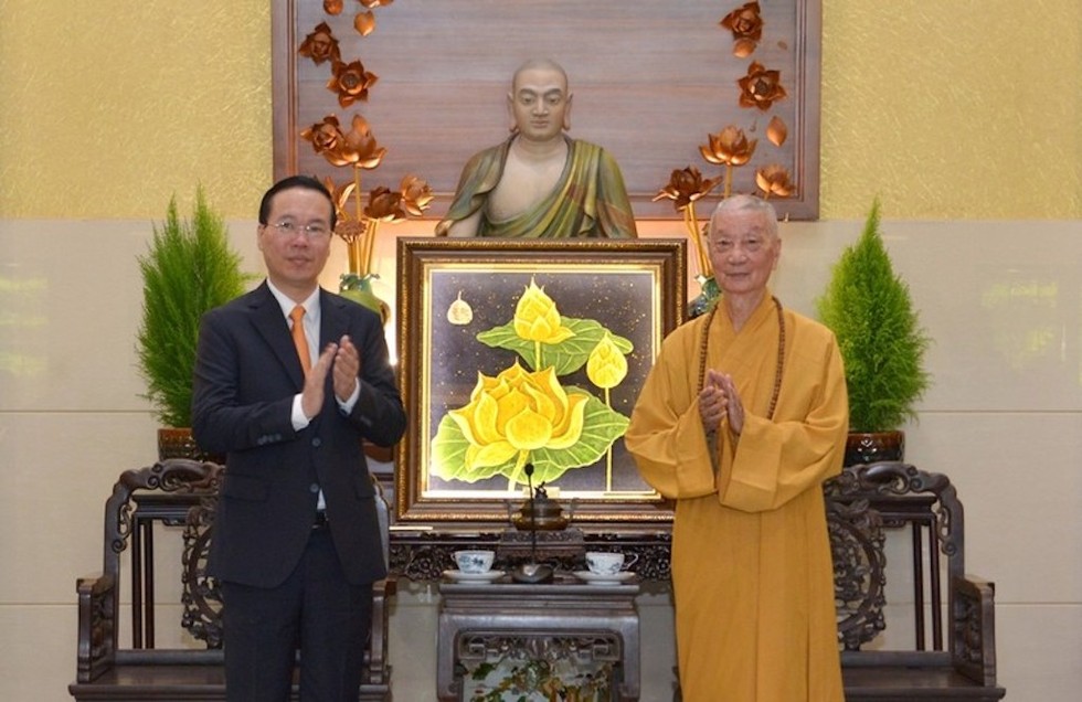 Chủ tịch nước Võ Văn Thưởng và Đức Pháp chủ GHPGVN - Trưởng lão Hòa thượng Thích Trí Quảng.