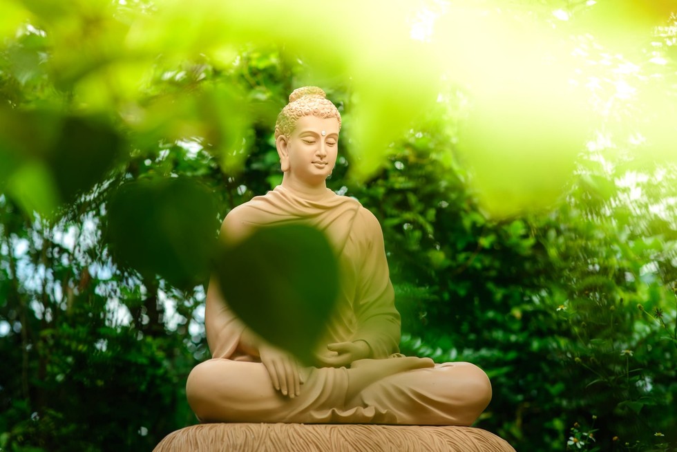 Phật giáo với quan niệm phù đồ hộ trì